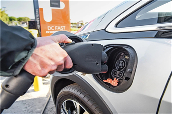 DC Fast Charger For Electric Vehicle Charging Stations
